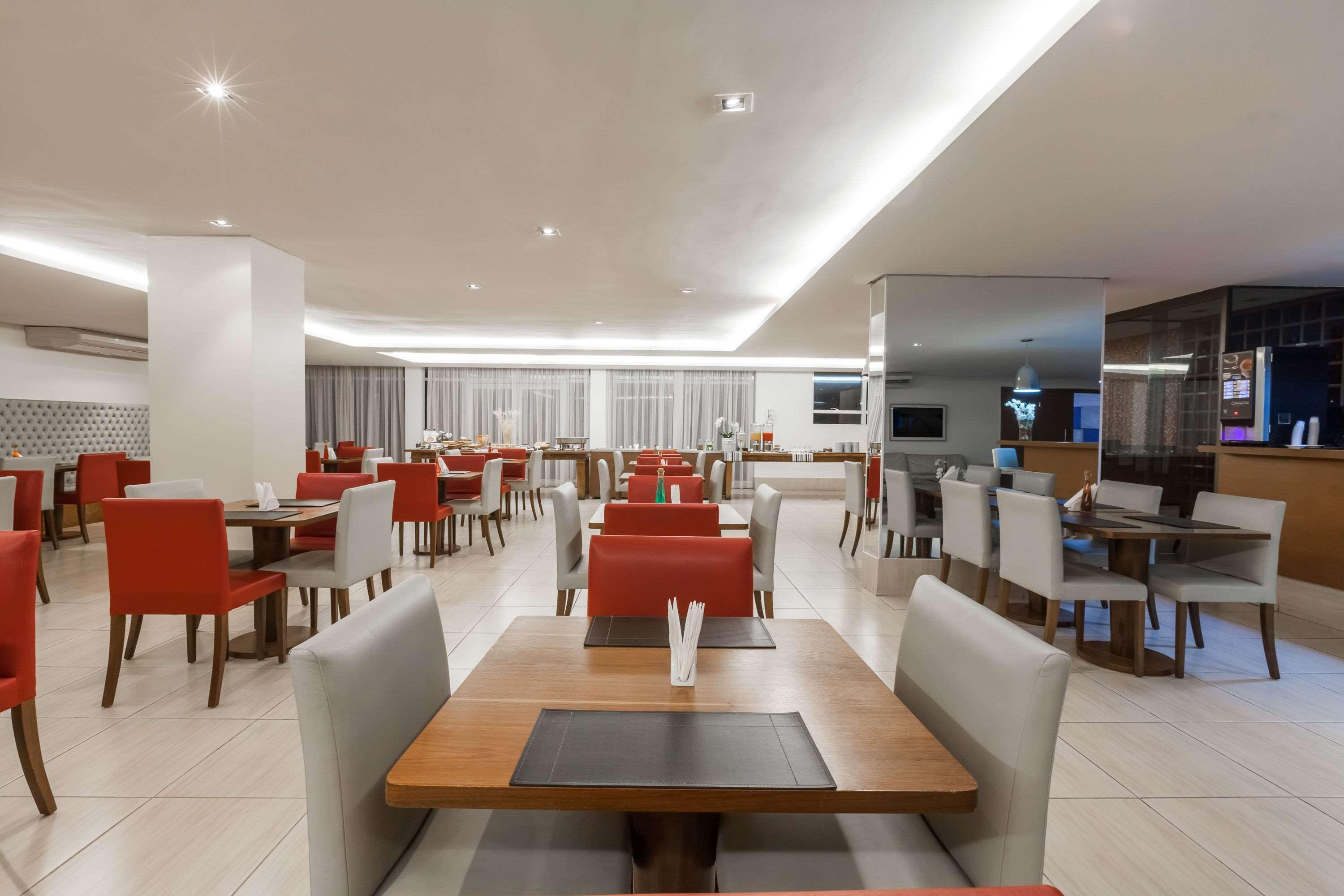 Ramada Hotel&Suites Campos Pelinca Campos dos Goytacazes Exterior foto