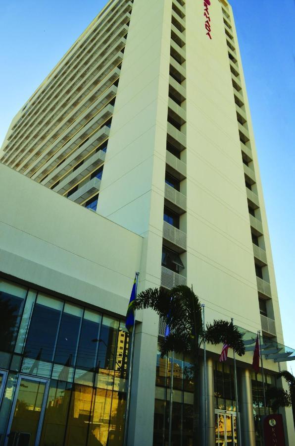 Ramada Hotel&Suites Campos Pelinca Campos dos Goytacazes Exterior foto